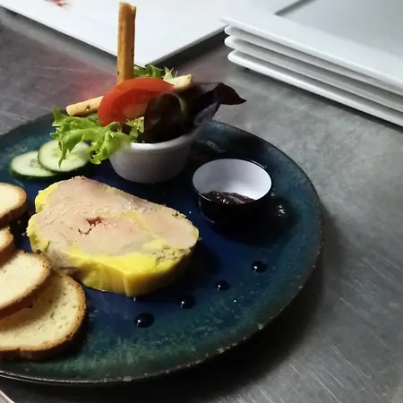 Hotel Le Grand Jardin Aujargues