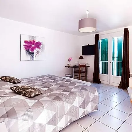 Hotel Le Grand Jardin 2*