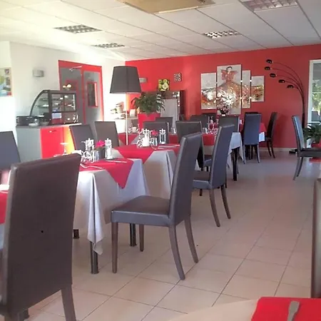 Le Grand Jardin 2*